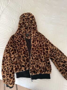 Love Tree Leopard Print Faux Fur Hooded Jacket in Brown and Black
